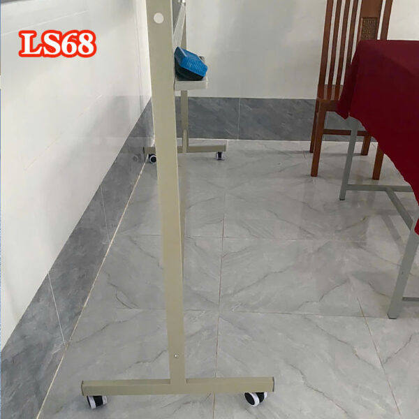chân bảng xanh viết phấn