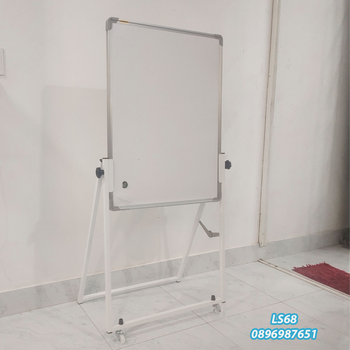 Bảng flipchart chân gấp